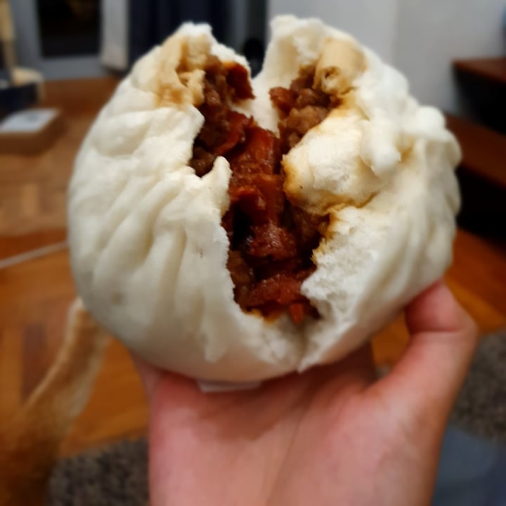 photo of Kwan Tzi Zhai Vegetarian Catering Ginormous Char  Siew Bao shared by @nadoose on  23 Nov 2020 - review