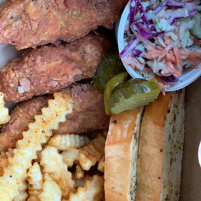 Foto del piatto “Tenders & Toast”