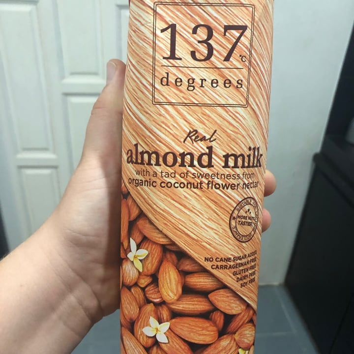 photo of 137 degrees Almond milk Sweetened with Organic Coconut Flower Nectar shared by @abzjenkins on  23 Jun 2020 - review