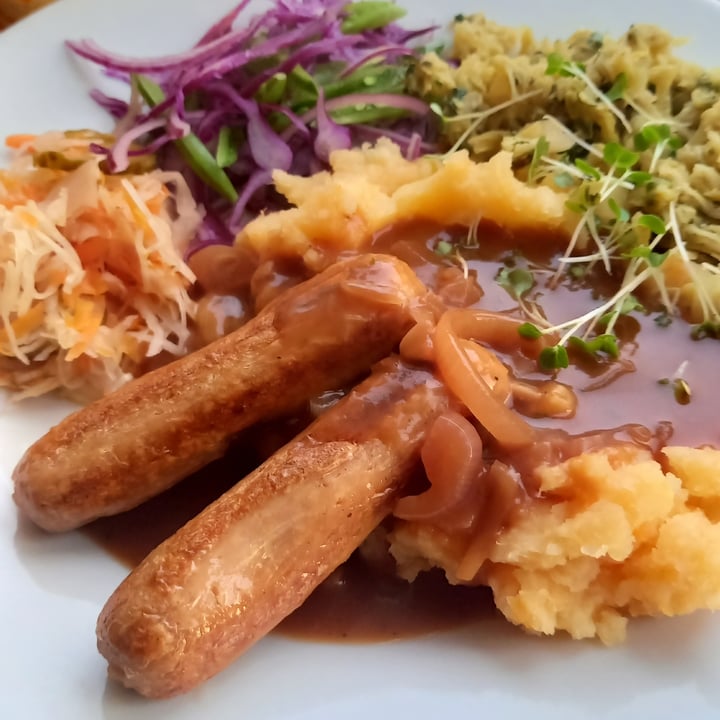 photo of Richmond 8 meat-free sausages shared by @memagdalena on  09 Dec 2022 - review