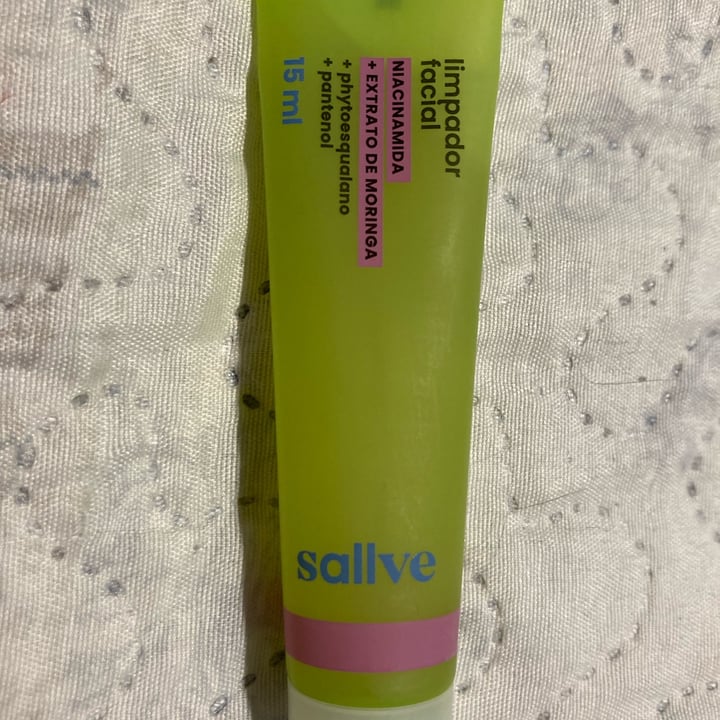 photo of Sallve Limpador Facial shared by @vanessinha on  07 May 2022 - review