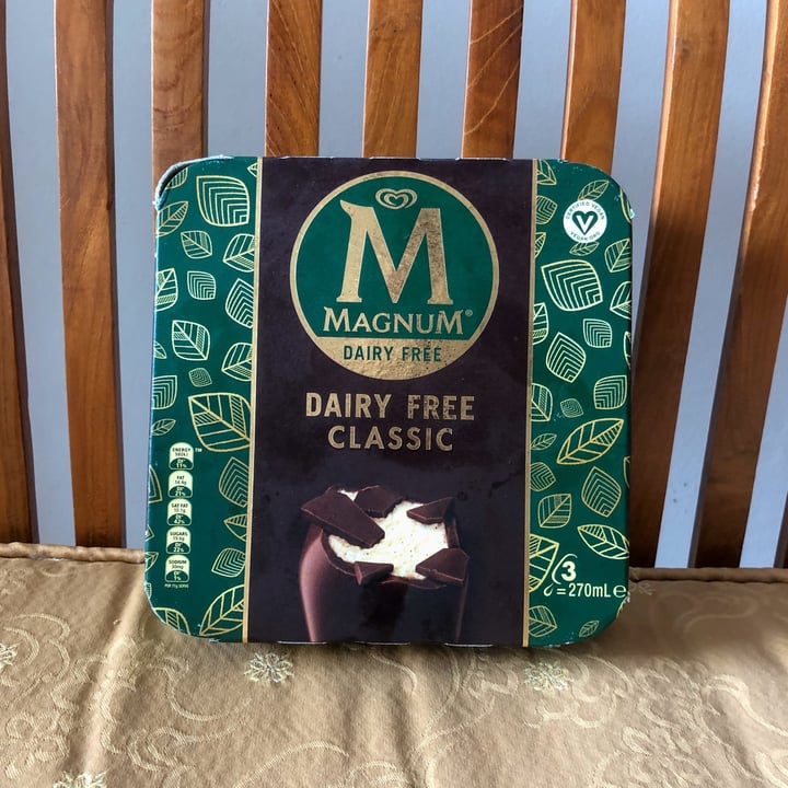 photo of Magnum Dairy Free Classic shared by @m1tch9i on  30 Nov 2022 - review