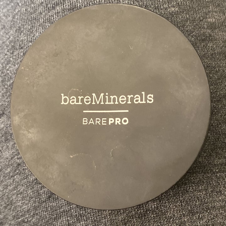 review photo of bareMinerals powder foundation shared by @dreamweaver on 30 May 2022 - review