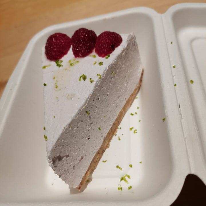 photo of Fala'Feel Piacenza Cheesecake shared by @giuuuls on  28 Jan 2022 - review