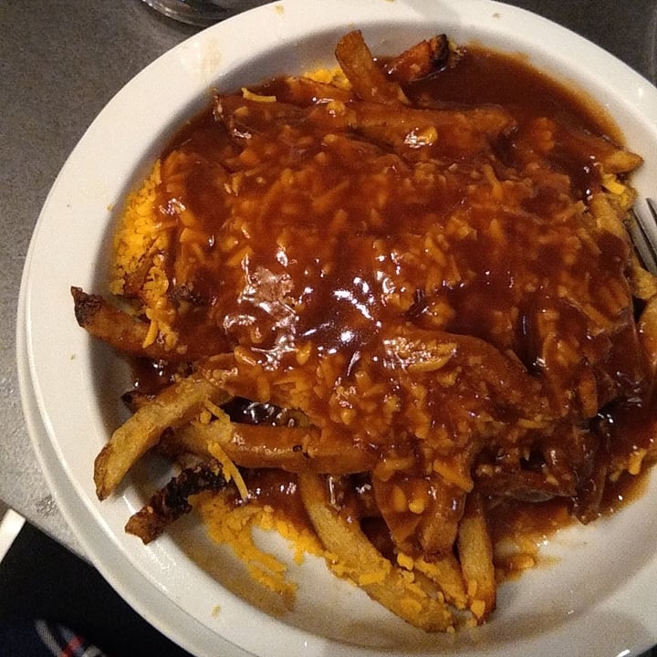 photo of Chez Victor Vegan Poutine shared by @nao-quotes on  19 Mar 2021 - review