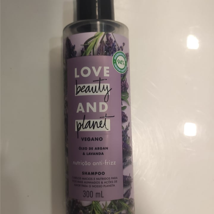 review photo of Love Beauty and Planet Argan Oil & Lavender Shampoo shared by @6ku0gl72 on 15 Nov 2021 - review