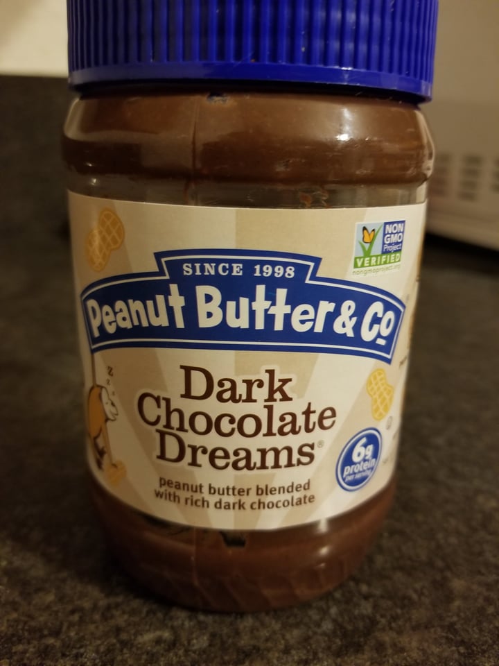 photo of Peanut Butter & Co Dark Chocolatey Dreams Peanut Butter shared by @hanaherbivore on  23 Dec 2018 - review