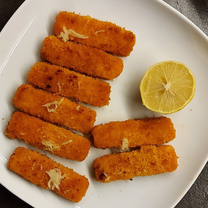 photo of Vivera Fish Fingers shared by @lizadewet on  16 Nov 2020 - review