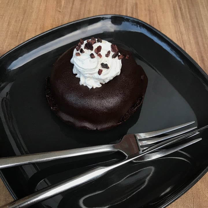 photo of Vegan House Chocolate Donut Cake shared by @annbience on  11 Jun 2022 - review