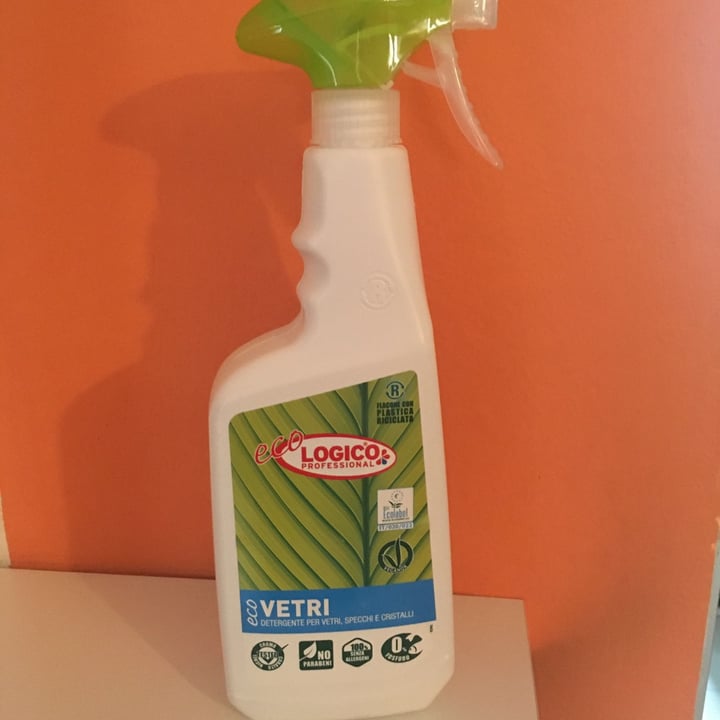 photo of Logico Detergente vetri shared by @manumanuz on  11 Apr 2021 - review