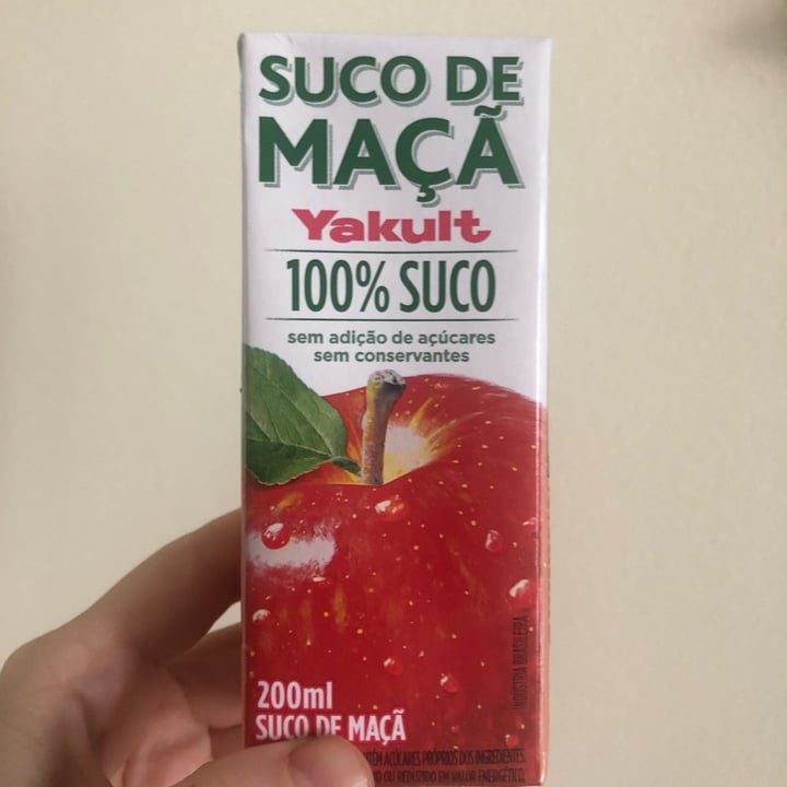 photo of Yakult Suco de maça shared by @liafields on  06 Oct 2022 - review