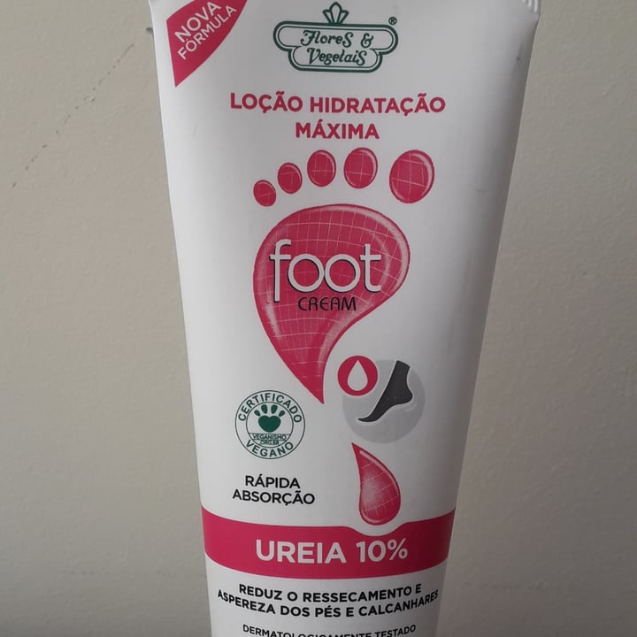 photo of Flores & Vegetais foot cream shared by @gaiacat07 on  25 Oct 2022 - review