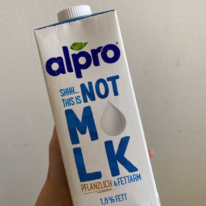 photo of Alpro This is Not Milk 1.8% Fett shared by @loupink on  10 Aug 2021 - review