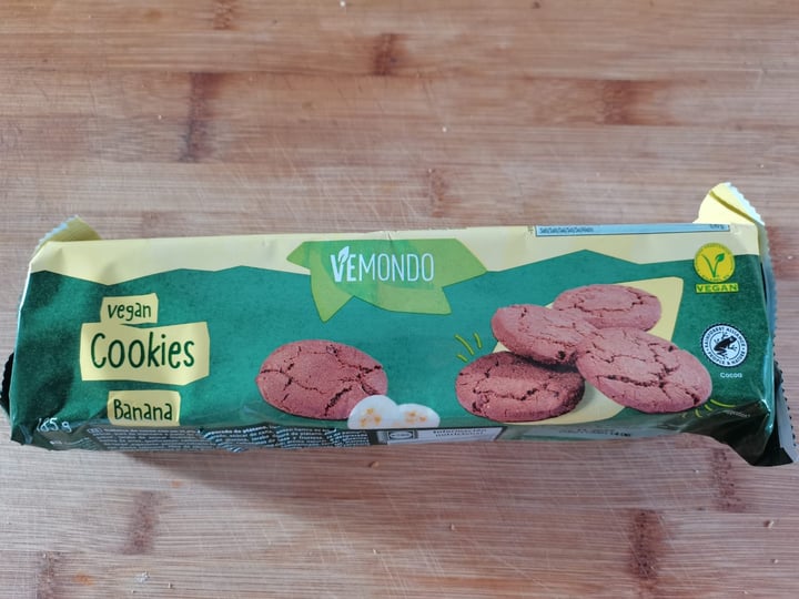 photo of Vemondo Vegan Cookies Banana shared by @juniperusvegan on  26 Feb 2022 - review