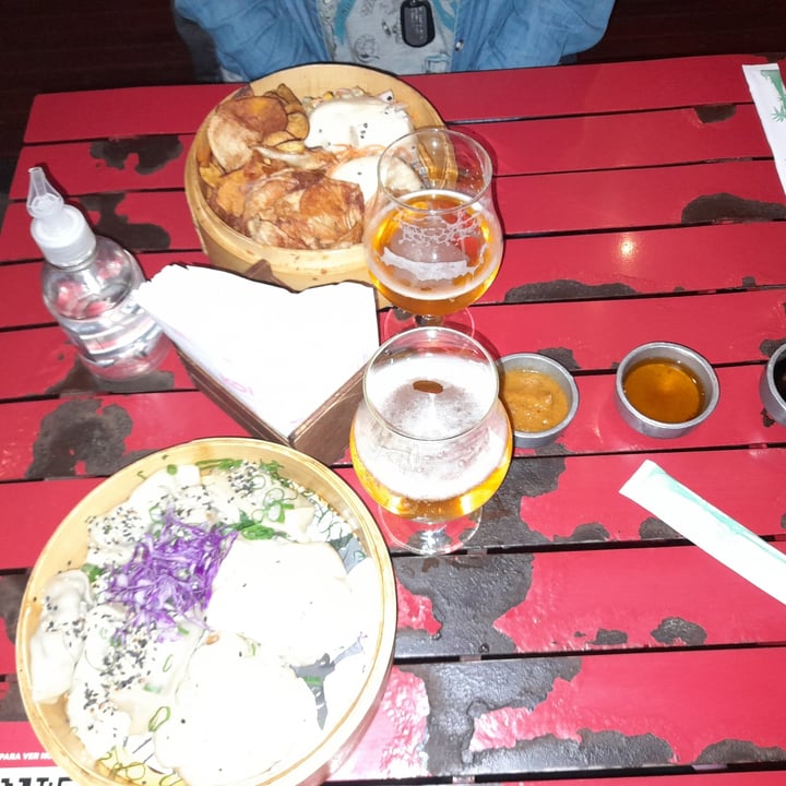 photo of KOI Beer & Dumplings - Lavalleja Bao hongos shared by @emilcegt on  09 Oct 2021 - review