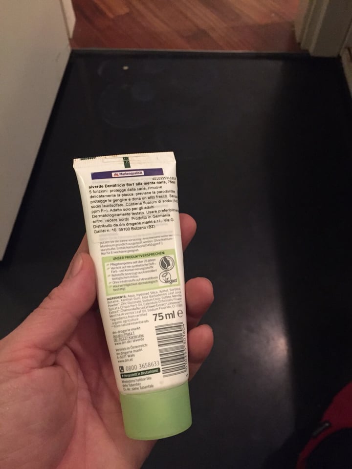 photo of Alverde Naturkosmetik 5 in 1 Zahncreme - Nanaminze shared by @bpagani on  11 Feb 2020 - review