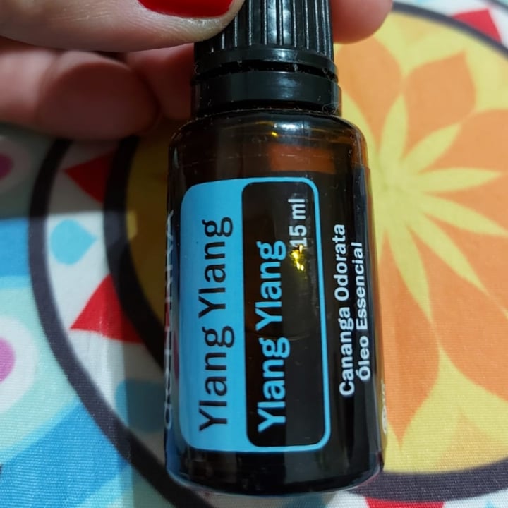 review photo of dōTERRA Ylang Ylang shared by @isabelvieira on 11 May 2022 - review