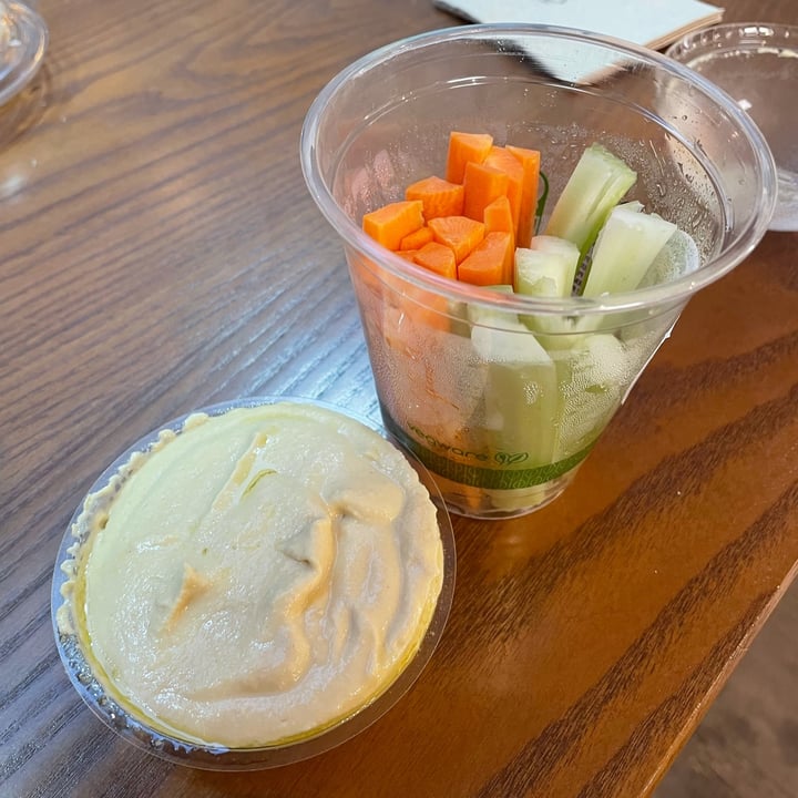 photo of Slow Juice Hummus di ceci shared by @bibamiche on  27 Dec 2021 - review