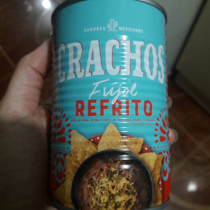 photo of Crachos Frijol refrito shared by @veganizandomed on  12 Dec 2020 - review