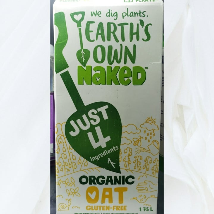 photo of Earth's Own Naked oat milk shared by @brittanycap on  29 Aug 2021 - review