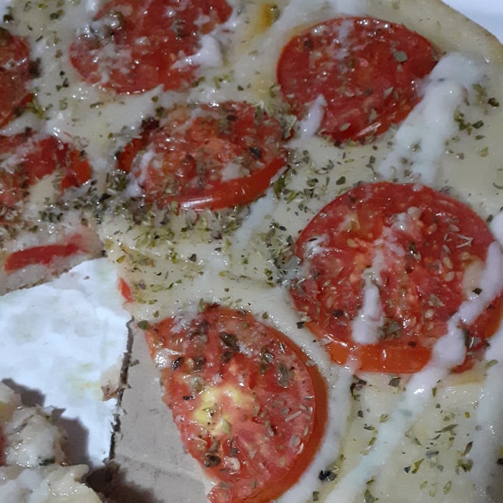 review photo of Pizza Vegana Recoleta / Barrio Norte Pizza De Paparella Con tomate shared by @juantoniolo on 20 Feb 2021 - review