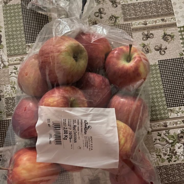 photo of La trentina La trentina red delicious shared by @ariannad on  31 Oct 2021 - review