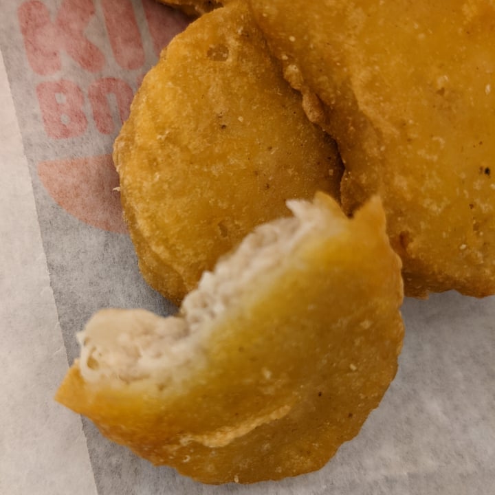 photo of Burger King Leicester Square Vegan Nuggets shared by @benzole on  06 Apr 2022 - review