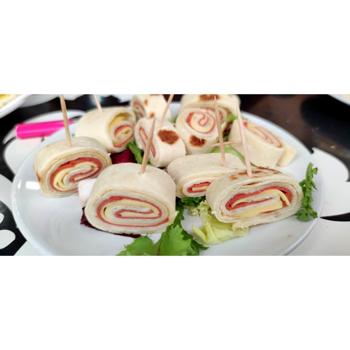 review photo of Gelateria Su Per Giù Aperitivo Vegan shared by @goveg on 30 Sep 2021 - review