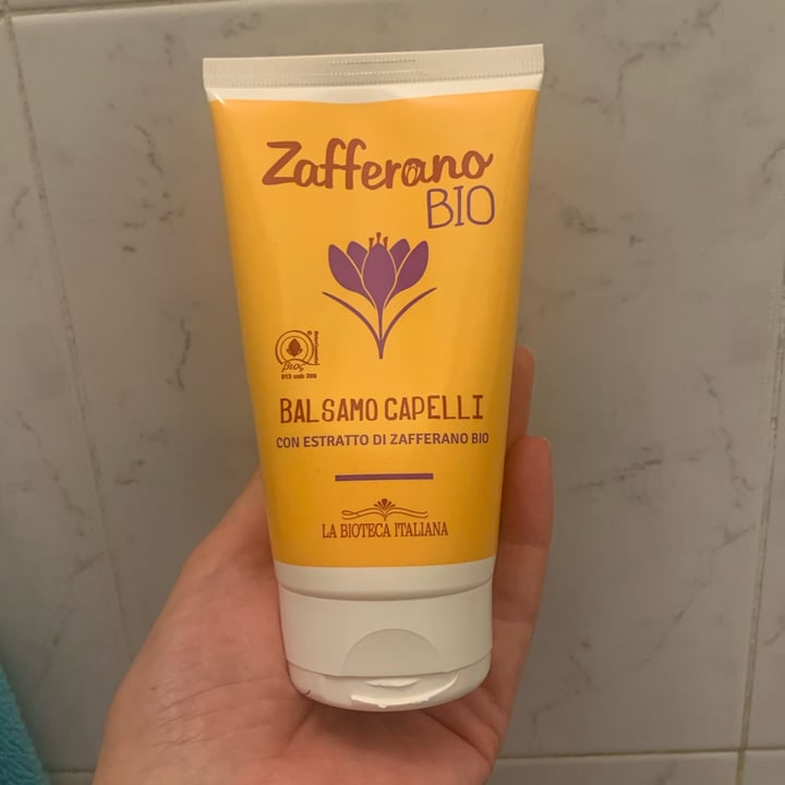 review photo of la bottega italiana Balsamo capelli zafferano bio shared by @giovanna82 on 19 Jun 2022 - review