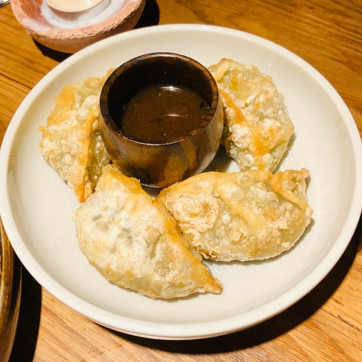 photo of Sushi Momo Végétalien Gyoza shared by @lautruche on  15 Oct 2022 - review