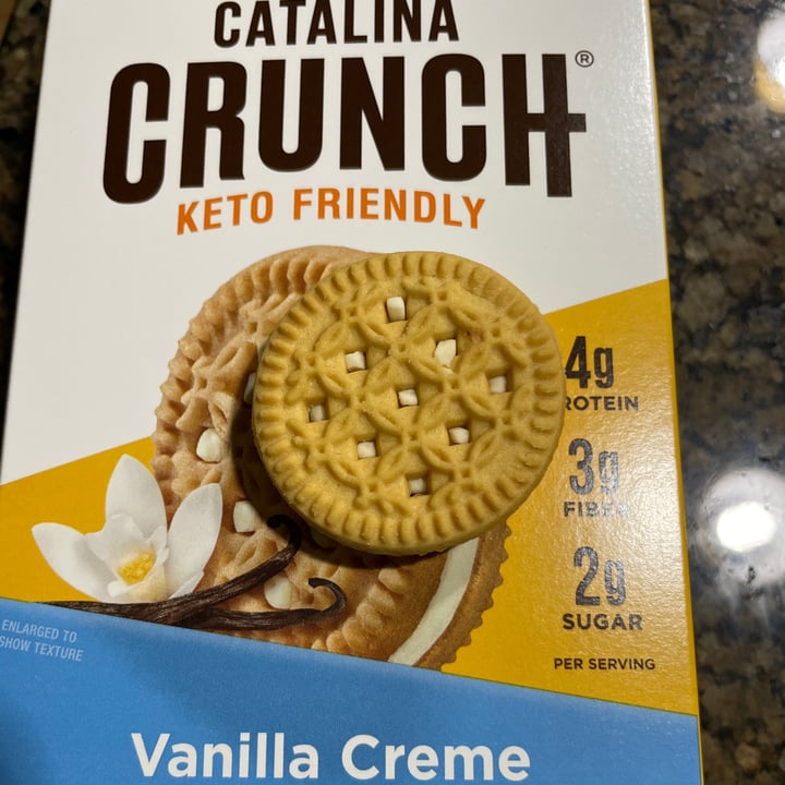 photo of Catalina Crunch Vanilla Creme Keto Sandwich Cookies shared by @karenasp on  14 Aug 2022 - review