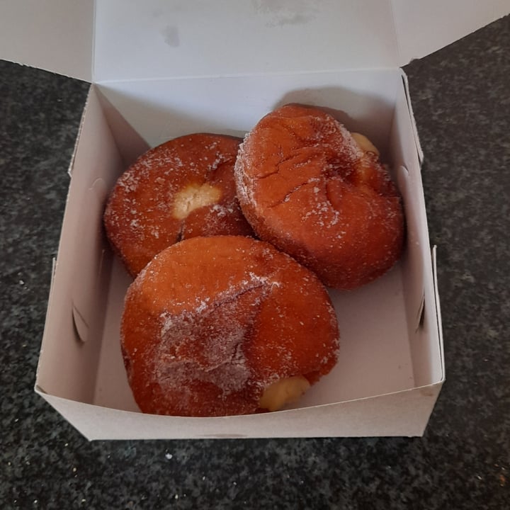 photo of Fresh Earth Food Store Custard 🍩 Donut shared by @wildvegansanctuary on  18 Sep 2022 - review