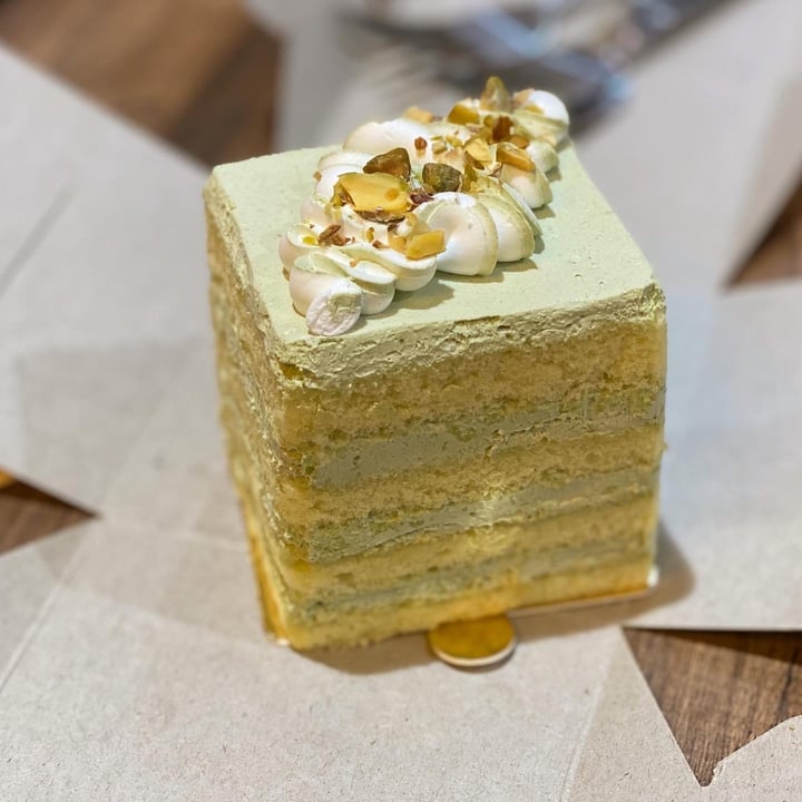 photo of M Bakery Pistachio Cake shared by @peasfulpea on  28 Jul 2020 - review