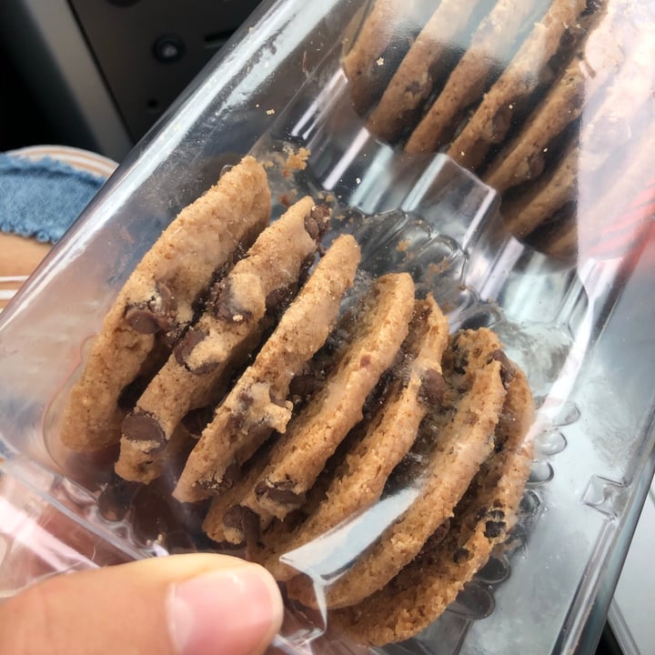 photo of Enjoy Life Crunchy Cookies Chocolate Chip shared by @ironicallyhamm on  28 Aug 2020 - review