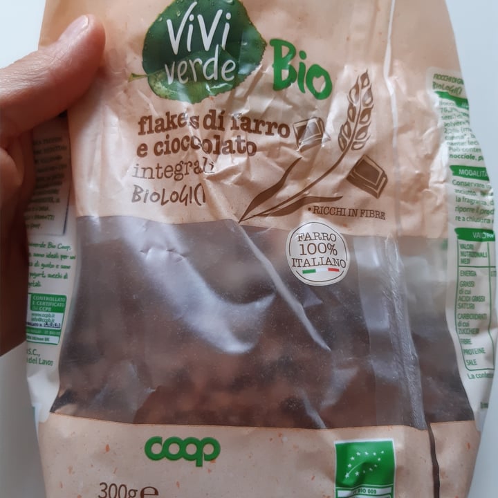 photo of Viviverde bio flakes di farro e cioccolato integrali shared by @acciuga90 on  15 Sep 2022 - review