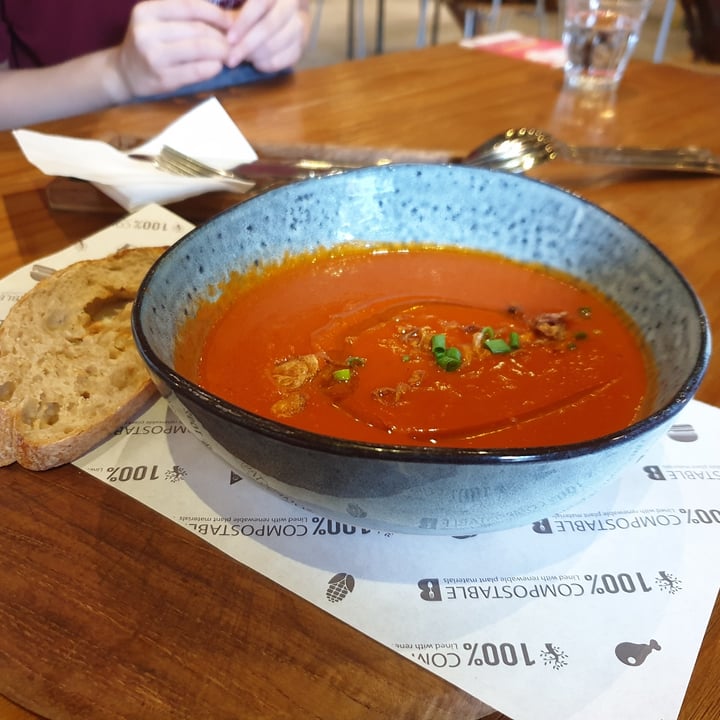 photo of Genius Central Singapore Heavenly tomato soup shared by @hermainesay on  06 Dec 2021 - review