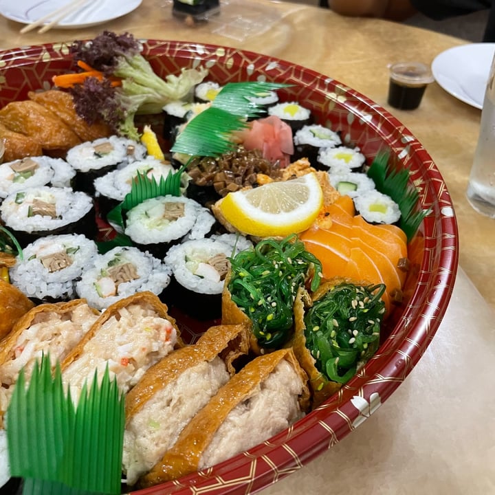 photo of Saute Sushi Vegan Umai Platter shared by @alyrauff on  21 Oct 2021 - review