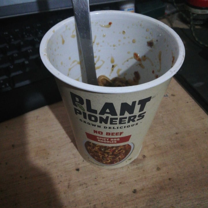photo of Plant Pioneers No Beef - Spicy BBQ Noodles shared by @noviceartisan on  16 Apr 2022 - review