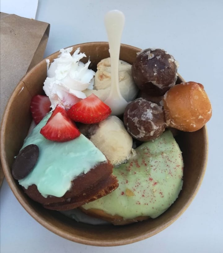 photo of Donut Corp. Copa Donut Corp shared by @tamittoe on  18 Jan 2020 - review