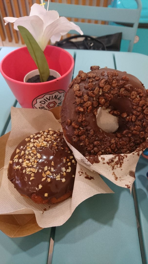 photo of Divina Berlina Berlinas Variadas shared by @nico34apache on  01 Dec 2019 - review