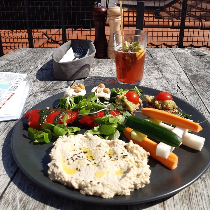 review photo of Vegan's Prague Starter mix plate shared by @silviachia on 05 Sep 2021 - review