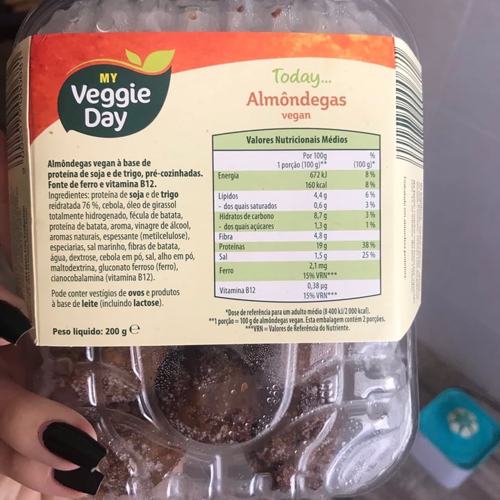 photo of My veggie day Albóndigas veganas shared by @lahziesmann on  15 Jul 2021 - review