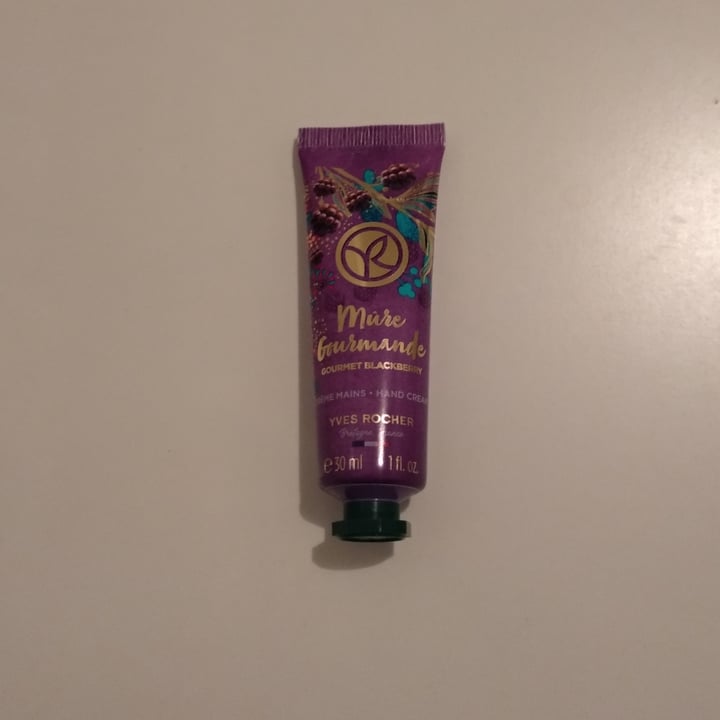 review photo of Yves rocher Crema Mani Mora Golosa shared by @mariamerry on 21 Dec 2021 - review