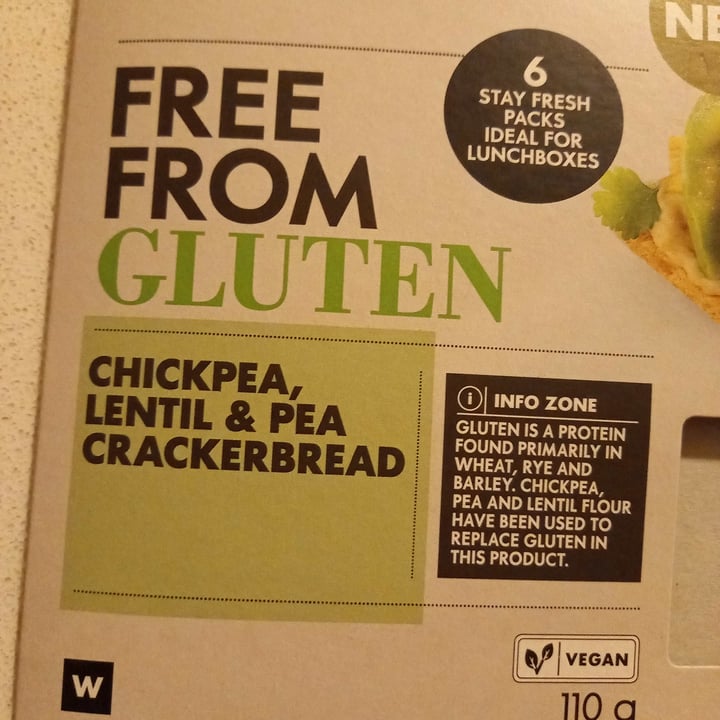 photo of Woolworths Food Chickpea, Lentil & Pea Crackerbread shared by @mariskar on  02 Nov 2020 - review