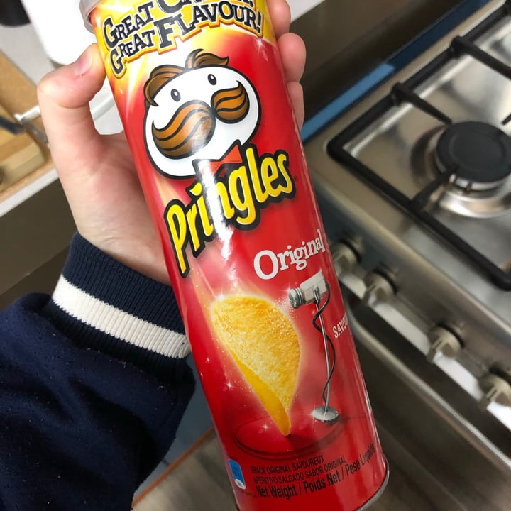 review photo of Pringles Pringles Original shared by @blonderobs on 08 Aug 2020 - review