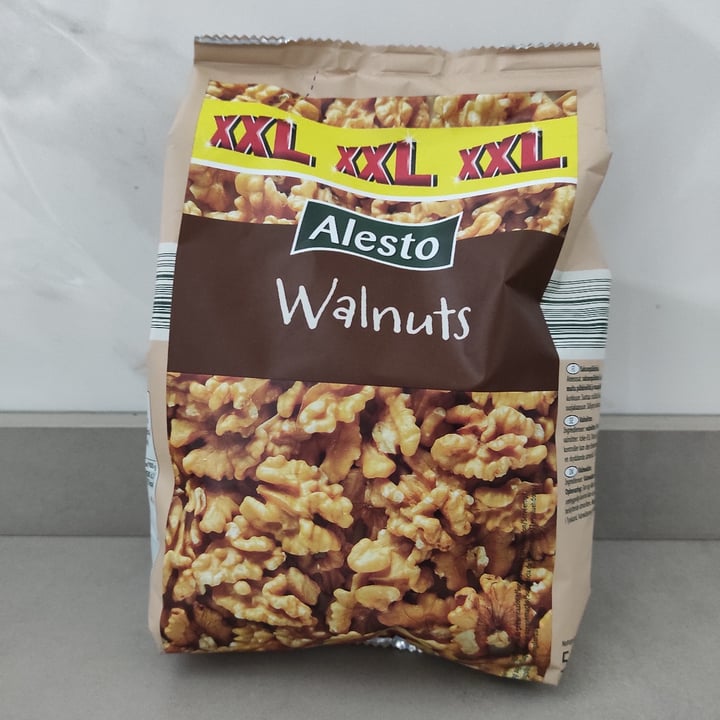 photo of Alesto Alesto Walnuts shared by @carlitoscarlos on  25 Apr 2022 - review
