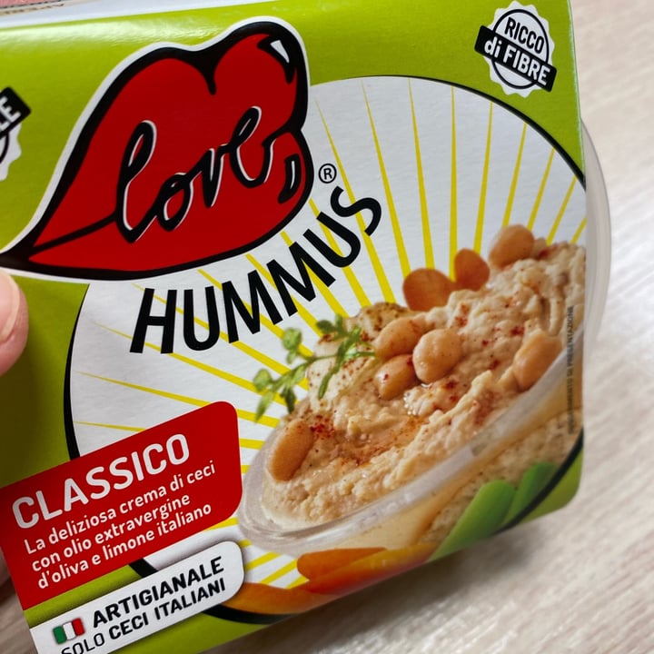 photo of Love Hummus Hummus Classico shared by @chiaraelisabetta on  19 Oct 2022 - review