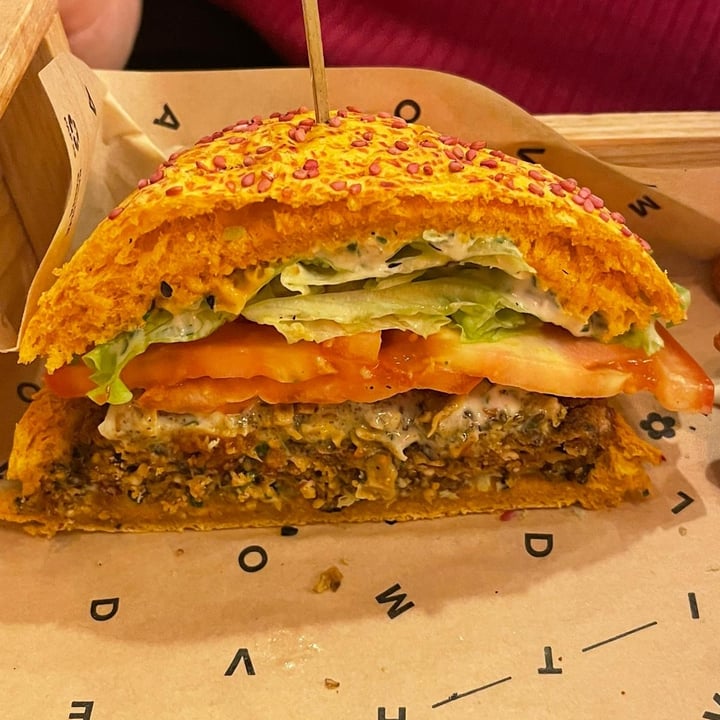 photo of Flower Burger Hercules shared by @pulcetta16 on  23 Nov 2022 - review