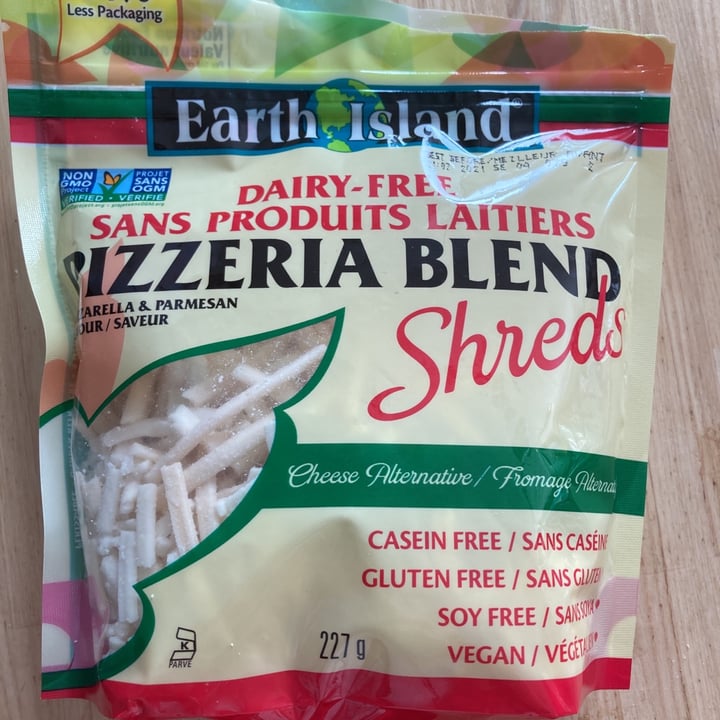 review photo of Earth Island Pizzeria blend shreds shared by @crstlaltdelete on 05 Jun 2021 - review