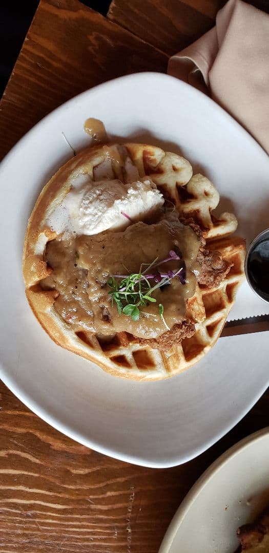 菜肴“Chickn and waffles”的照片